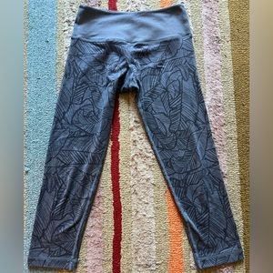 Vuori cropped leggings RARE